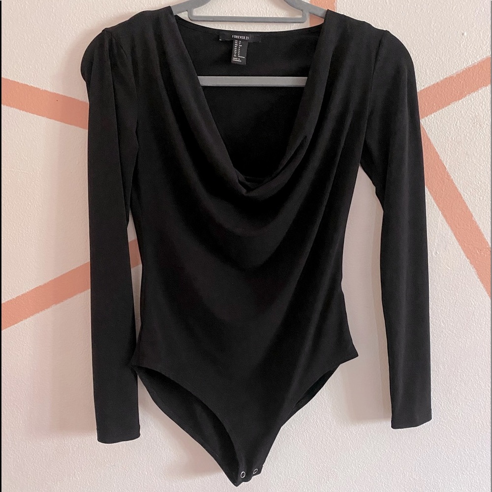 Long sleeve black body suit